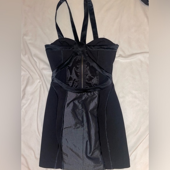 Y2K bebe mini dress, zip-up front! - Picture 3 of 3